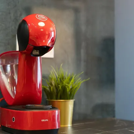 Margi Whisky Lux Aircon 아파트 *