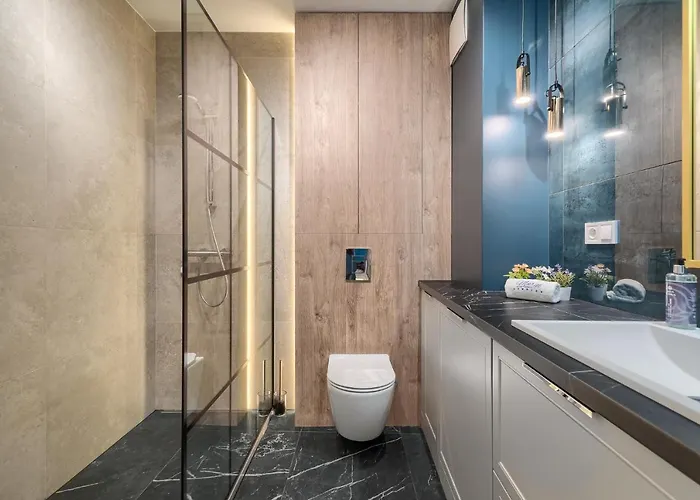 Margi Whisky Lux Aircon *